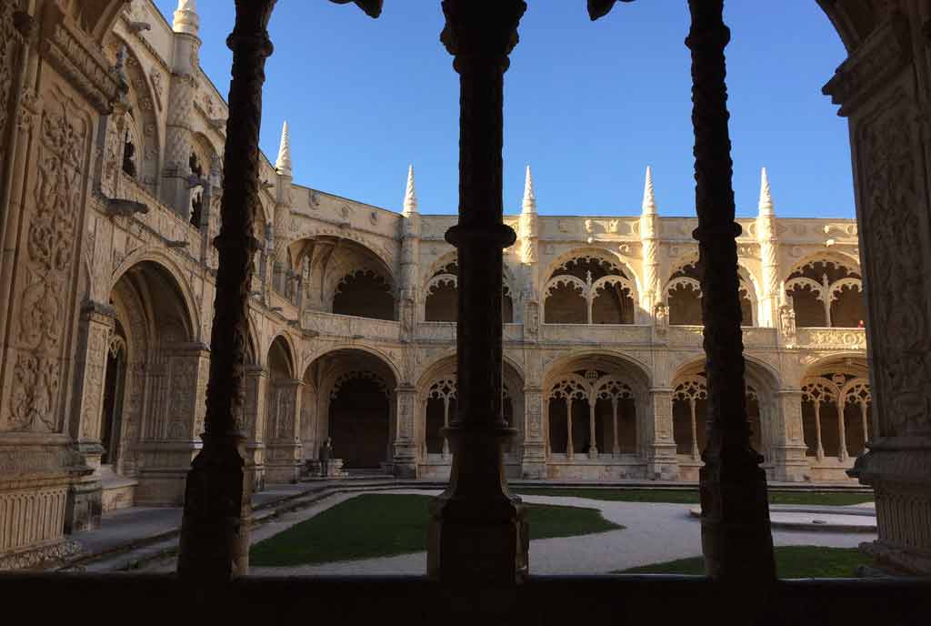 O que é preciso para Estudar em Portugal