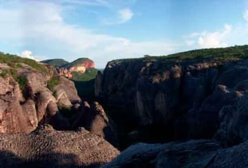 Serra da Capivara: conheça os maiores sítios arqueológicos das Américas Serra da Capivara: conheça os maiores sítios arqueológicos das Américas