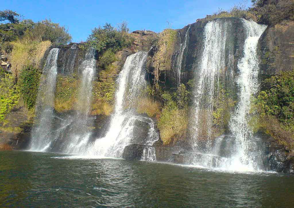 O que fazer em carrancas: cachoeiras
